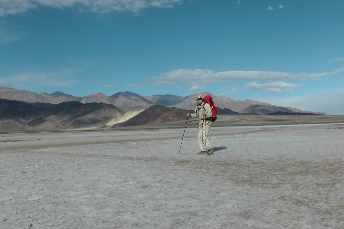 Louis-Philippe Loncke Hiking Unsupported Death Valley Expedition