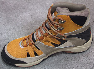 Dunham hiking boots store waffle stomper