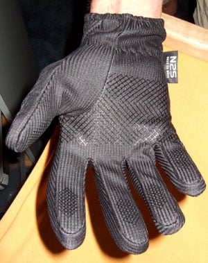 Manzella Silkweight Windstopper Glove (Outdoor Retailer Summer Market 2006) - 1