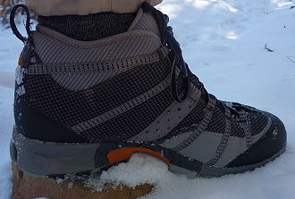 Light-Weight Mid-Height Trail Shoes: Montrail - 2