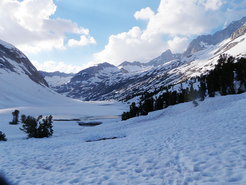 Sunshine in the Sierra Mountains on the PCT - 1