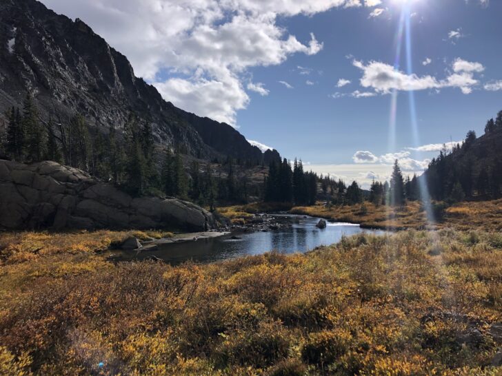 A sunny day at a mountain lake