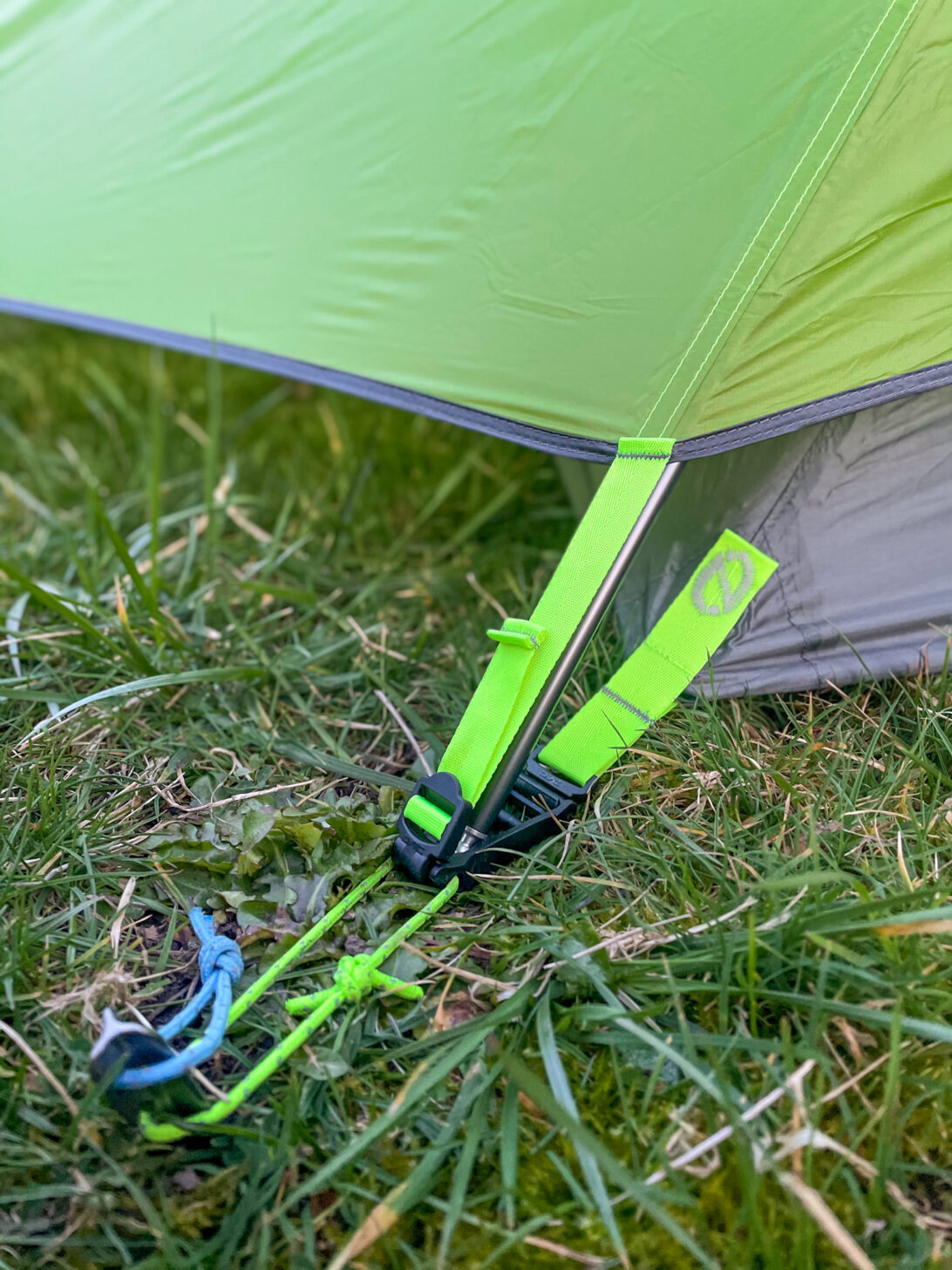 a close up shot of the pole attachment system.