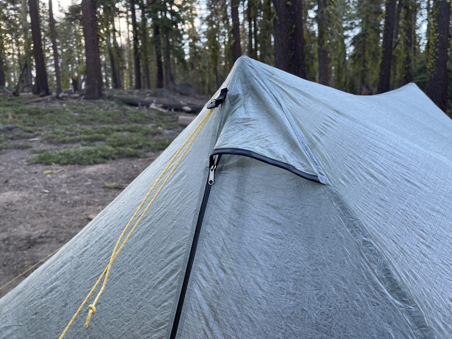 a close-up of the vent and ridgeline on the Tarptent dipole 2