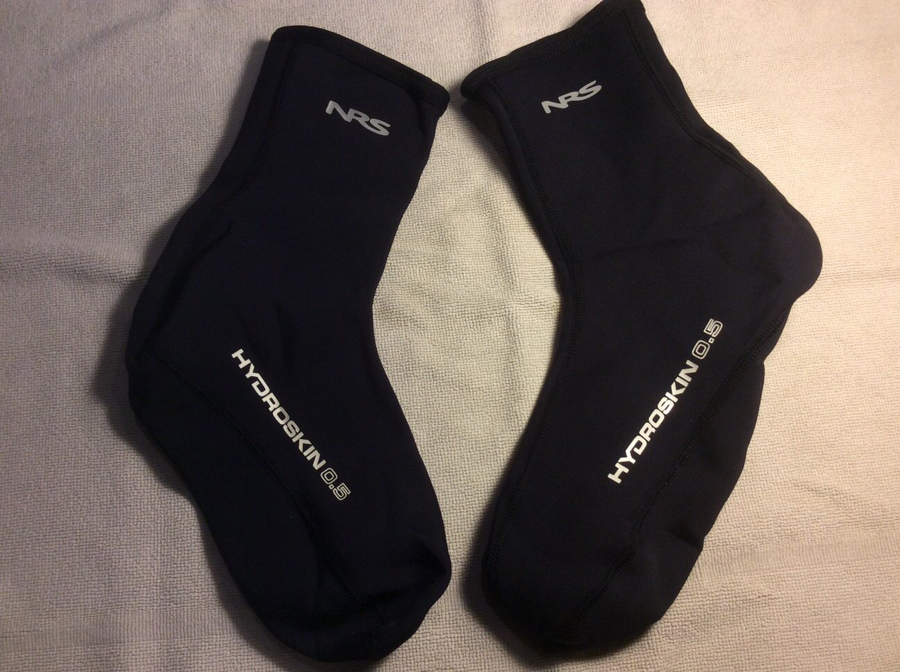 NRS GANTS HYDROSKIN 0.5 - HOMME