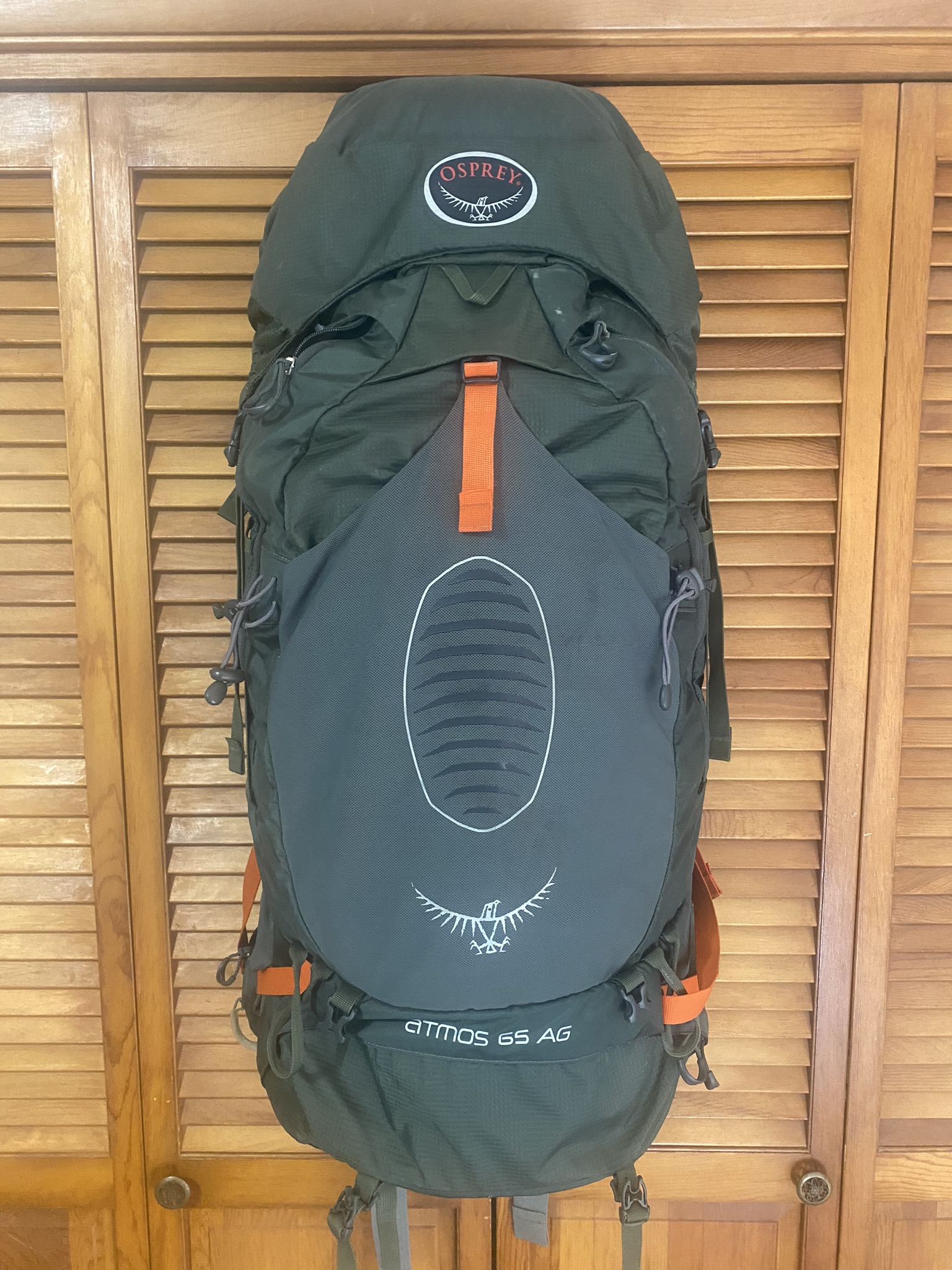 backpacking light osprey Packs Sirrus 36 Backpack Women's (Ruska Purple) Pockets along the waistband and on the front panel Osprey Sportlite 22L Lightweight Hiking