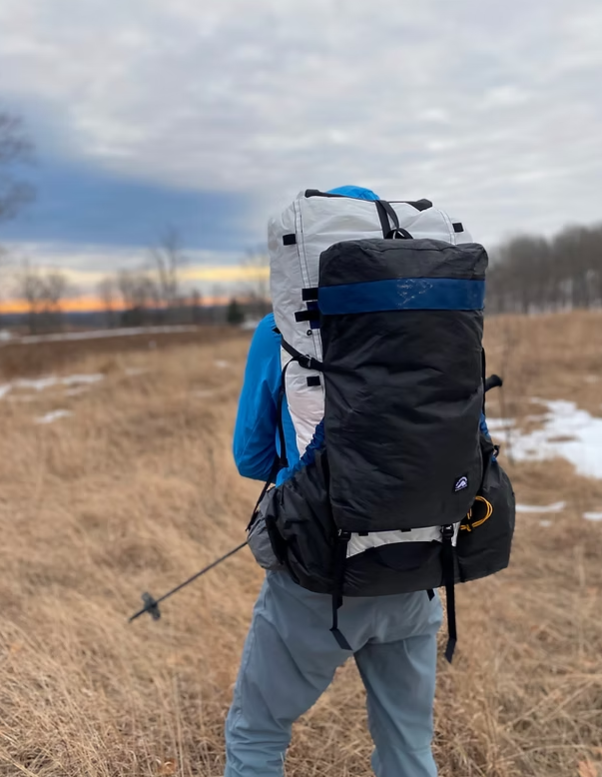 Super Wilderness Design 14L Bow Bag and Front Pocket