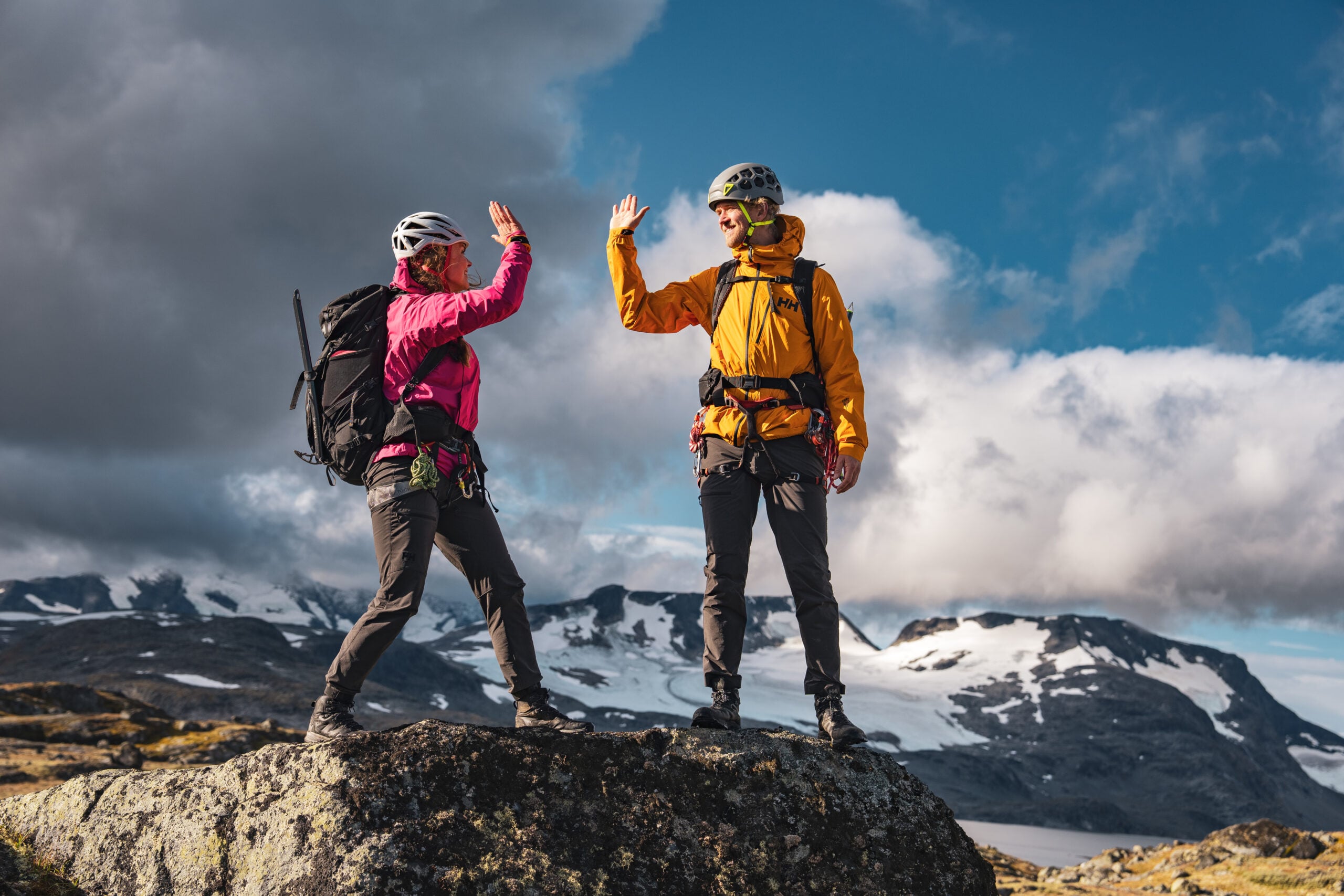 LIFA INFINITY PRO: Face-Fabric Water Repellency Without Added DWR Chemistry