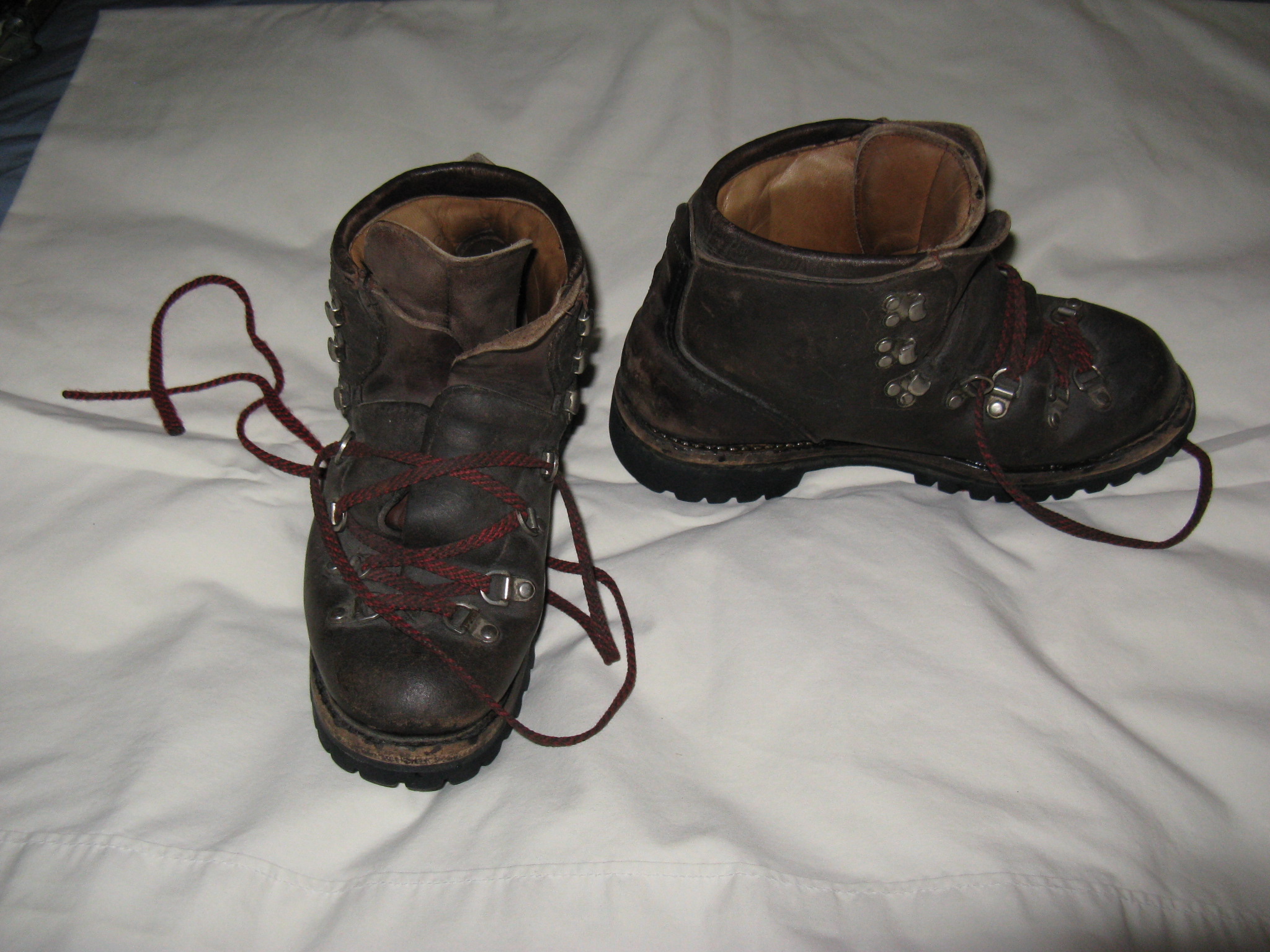 raichle mountaineering boots