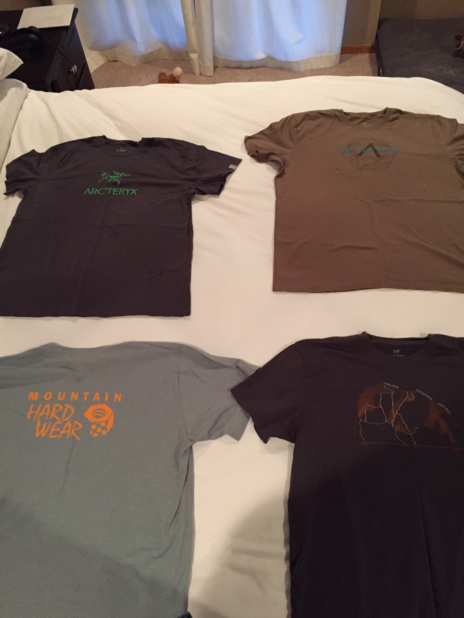 mountain hardwear tshirts