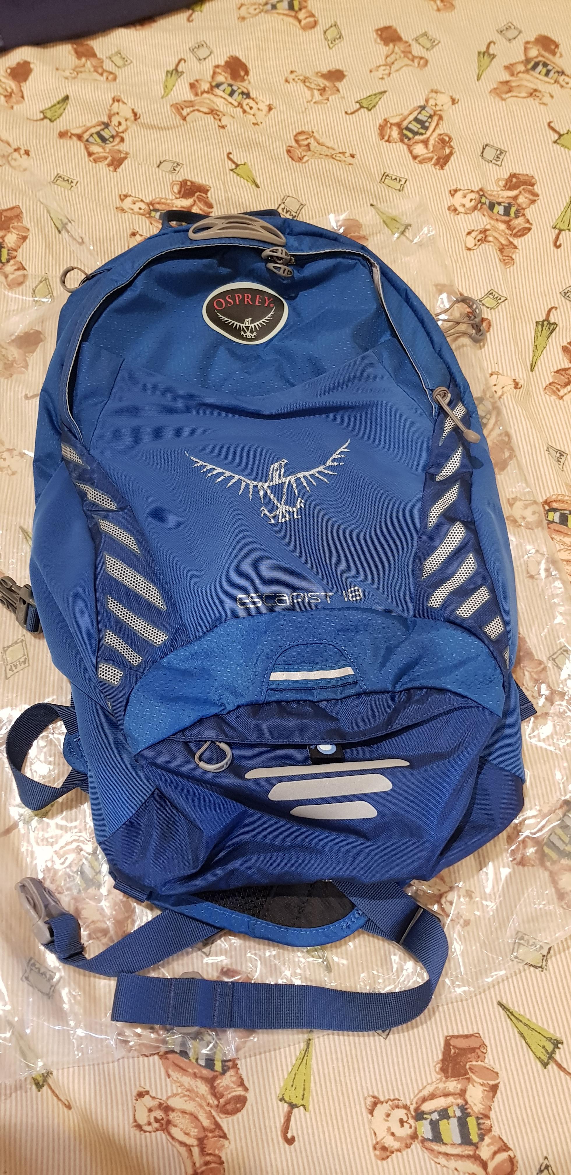 osprey escapist 18 pack